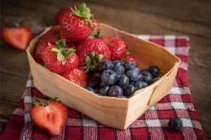 Can You Store Blueberries and Strawberries Together?
