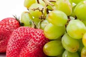 Can You Store Strawberries and Grapes Together?