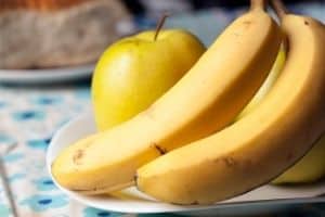 Can Bananas And Apples Be Stored Together?