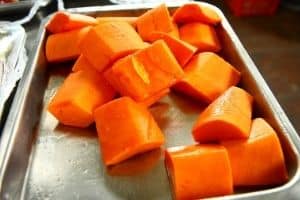 This is how to preserve cut papaya
