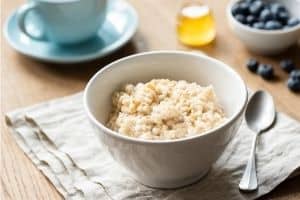 Can Oatmeal Go Bad? (Find Out Here)