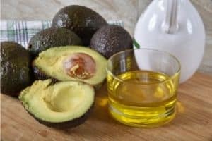 reasons why you should use avocado oil for cooking