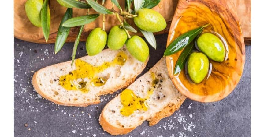 Extra virgin olive oil on bread.