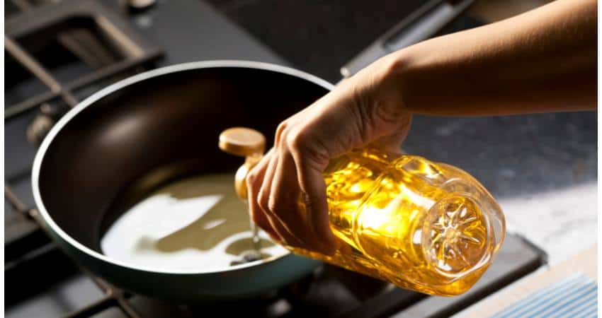 Cooking with sunflower oil.